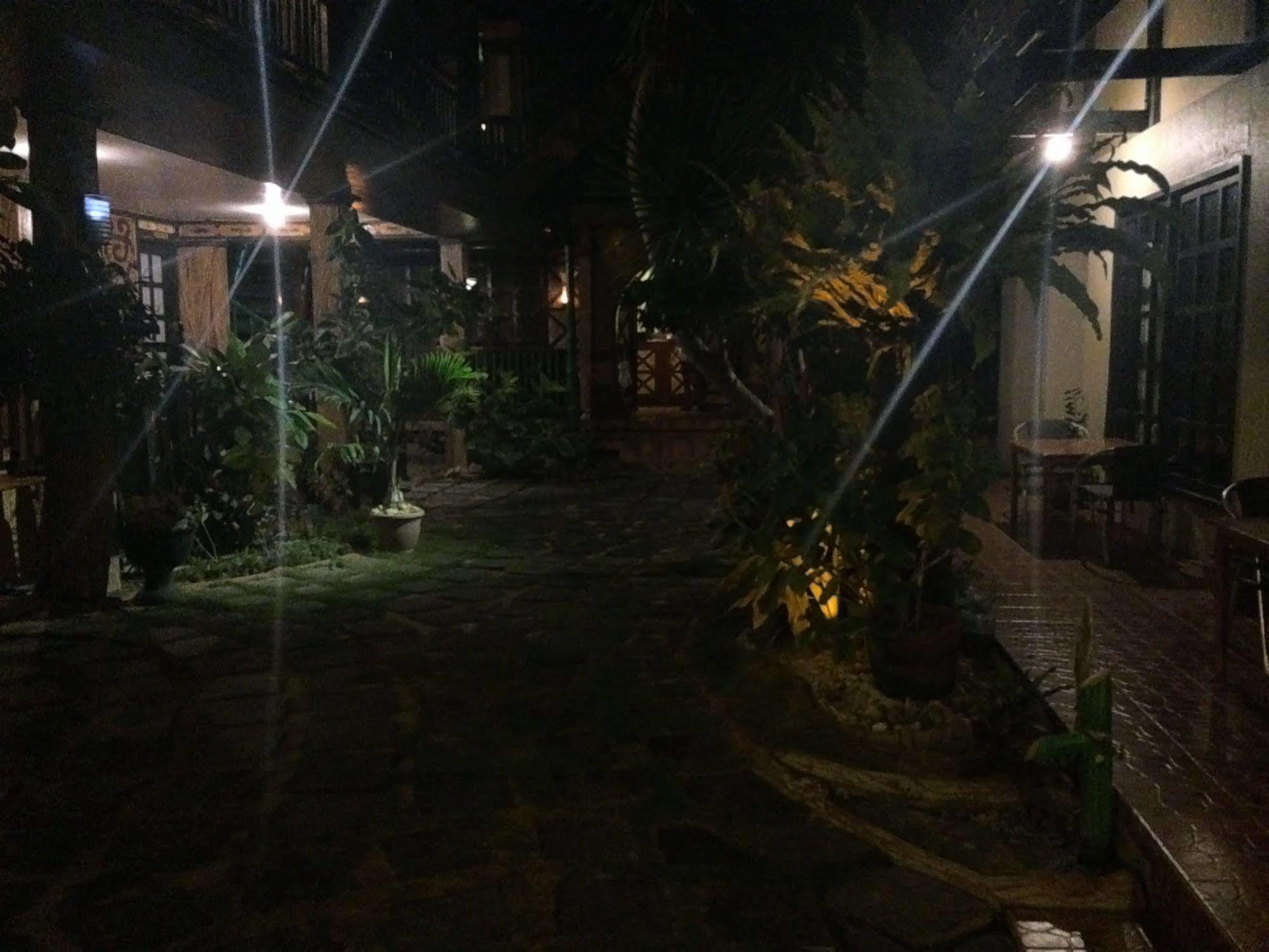 Eclipse Resort Manoc-Manoc Εξωτερικό φωτογραφία