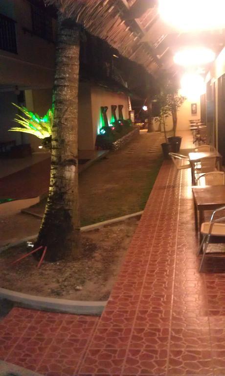 Eclipse Resort Manoc-Manoc Εξωτερικό φωτογραφία
